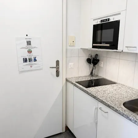 In A Perfect Location - Stork 35 דירה