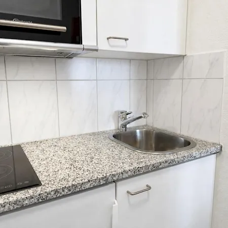 דירה In A Perfect Location - Stork 35 *