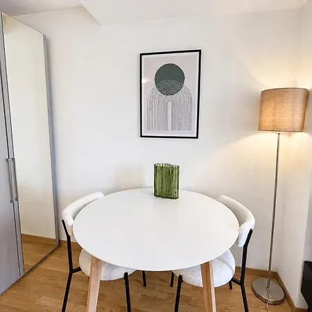 In A Perfect Location - Stork 35 דירה ציריך