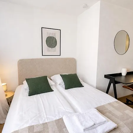 In A Perfect Location - Stork 35 דירה *